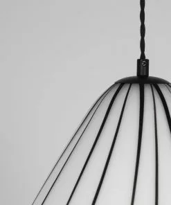 Lampani Lewis Kattovalaisin 30cm Valkoinen/Musta -Lampan kauppa globen lighting lewis taklampa 30cm vitsvart 3