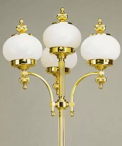 Orion 4-lamp. Lattiavalaisin Delia, Kiillotettu Messinki