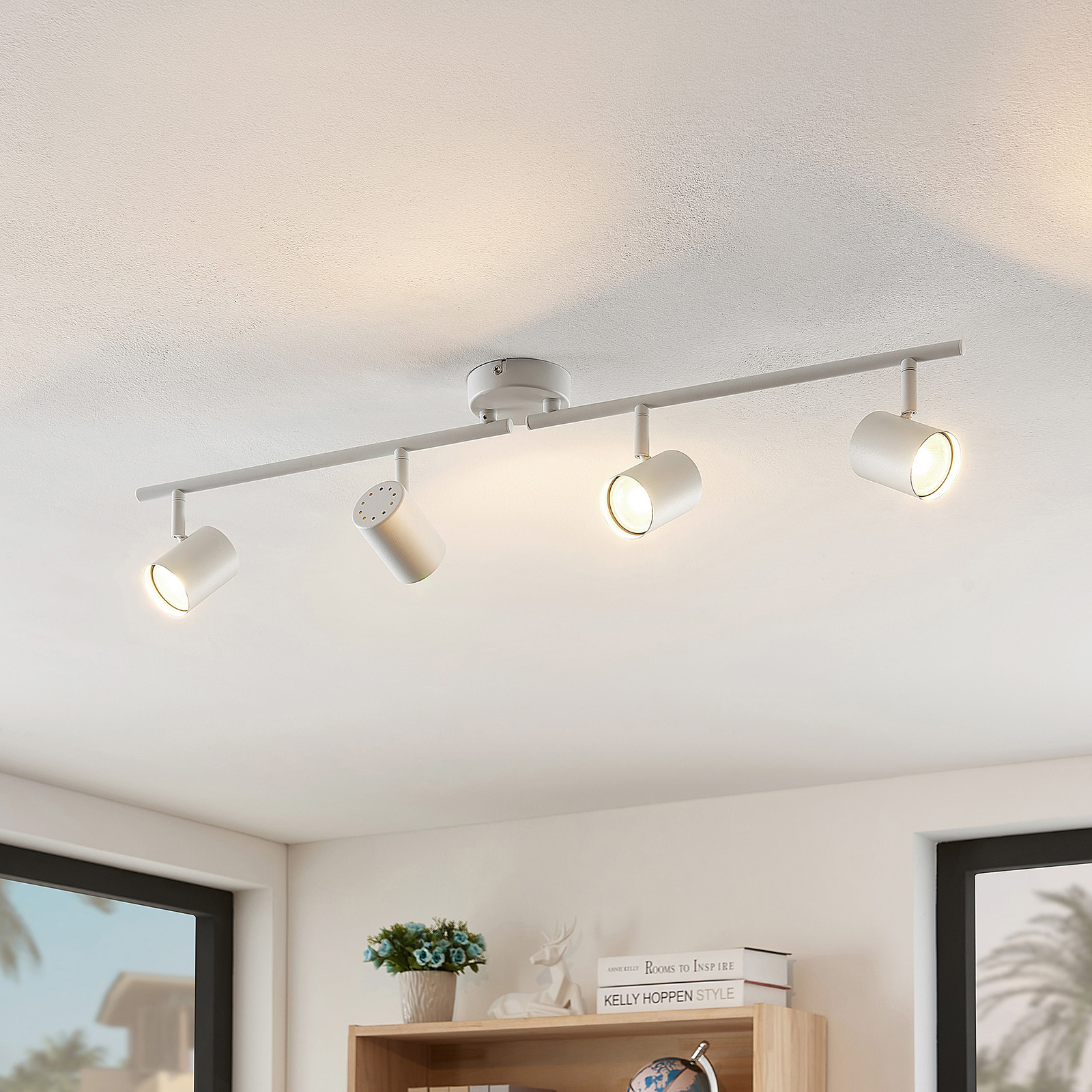 ELC Tomoki -LED-kohdevalo, valkoinen, 4-lamp. ELC Tomoki -LED-kohdevalo, Valkoinen, 4-lamp. -Lampan kauppa elc tomoki led kohdevalo valkoinen 4 lamp