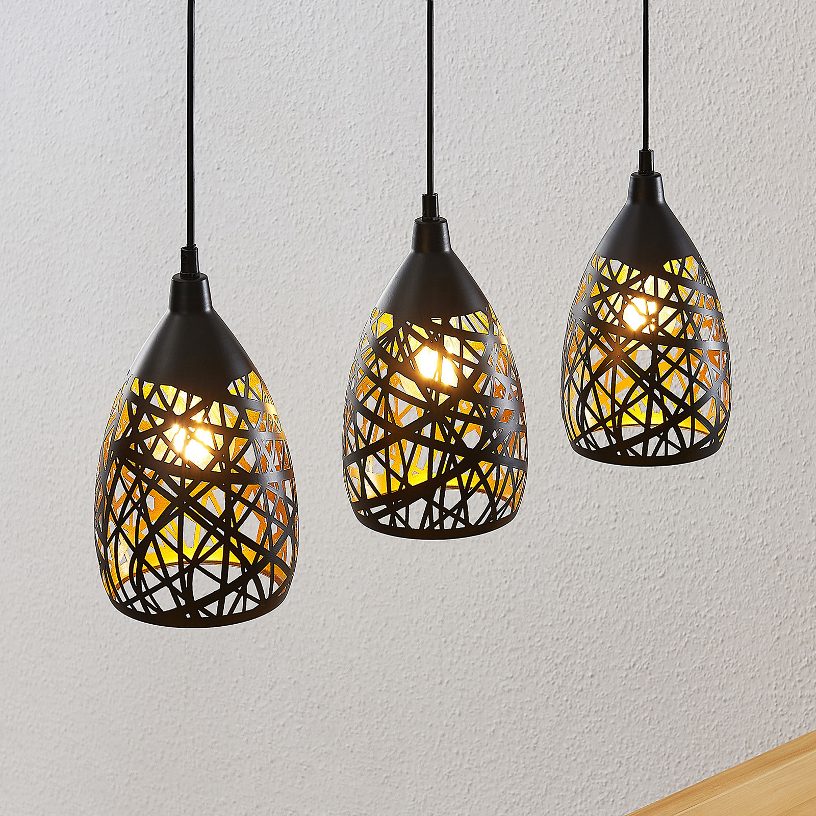 Lindby Marcello -riippuvalo, 3-lamp., musta-kulta Lindby Marcello -riippuvalo, 3-lamp., Musta-kulta -Lampan kauppa lindby marcello riippuvalo 3 lamp musta kulta 5