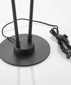 Lucande Carlea -lattiavalo, 4-lamp. Musta-messinki -Lampan kauppa lucande carlea lattiavalo 4 lamp musta messinki 7